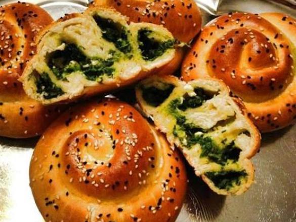 Spinat-Feta-Schnecken