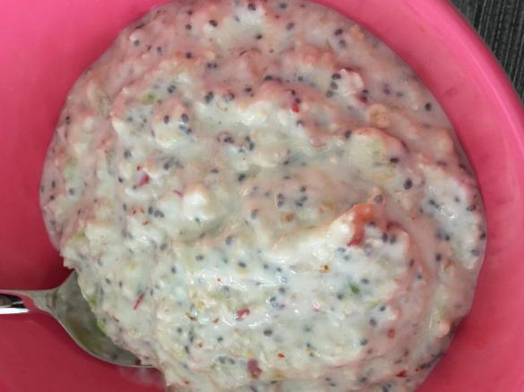 Ruckzuck Apfel-Trauben-Chia-Frühstück