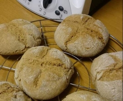 Vollkornbrötchen schnell & einfach