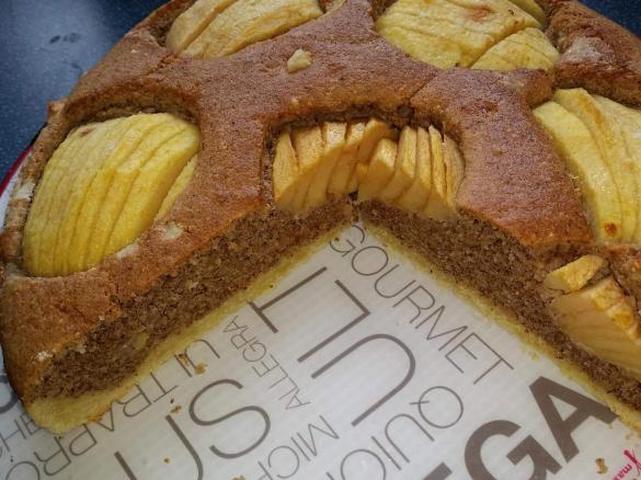 Apfel-Nuss-Kuchen, schnell und einfach