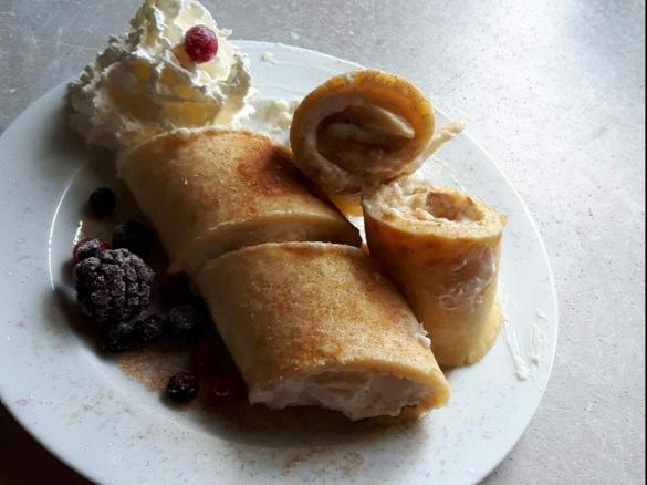 Quark-Pfannkuchen mit Äpfel u.Frischkäse