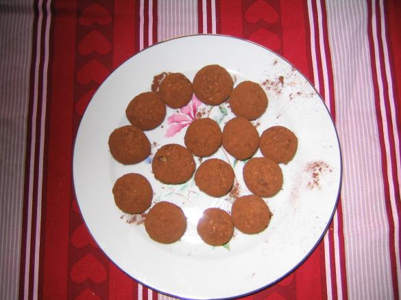 Rumkugeln mit Früchtemüsli