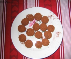 Rumkugeln mit Früchtemüsli