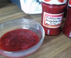 Erdbeeren-Heidelbeeren-Kiwi Marmelade
