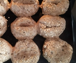 Dunkle Brötchen "Kerstins Beste" glutenfrei - vegan