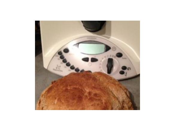 Rustikales Brot (aus dem Bayrischen Rezeptheft)