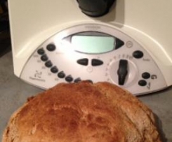 Rustikales Brot (aus dem Bayrischen Rezeptheft)