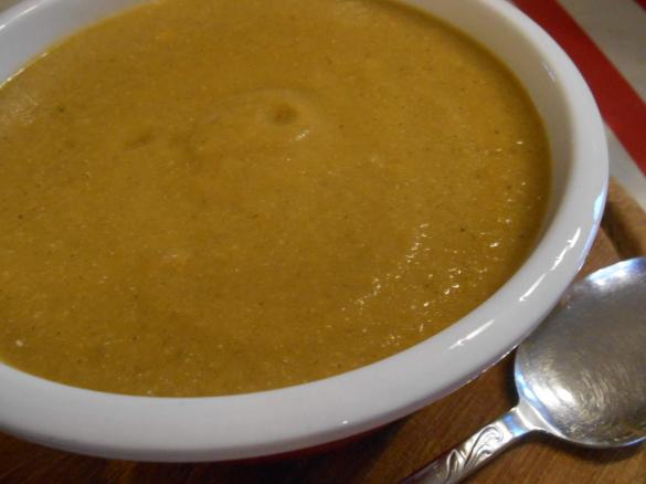 Auberginen-Mais-Cremesuppe