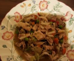 Hühnersuppe asiatische Art