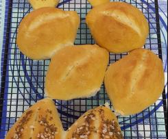 Kümmel-Salzrötchen aus Dinkelmehl