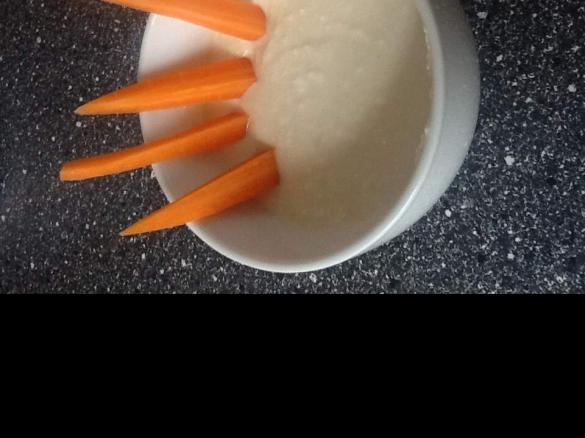 Frischkäse & Honig Dip