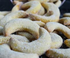 Vanillekipferl mit Walnüssen