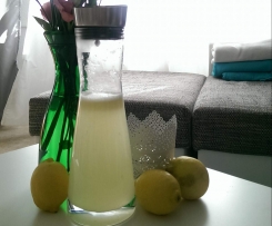 Zitronenlimonade