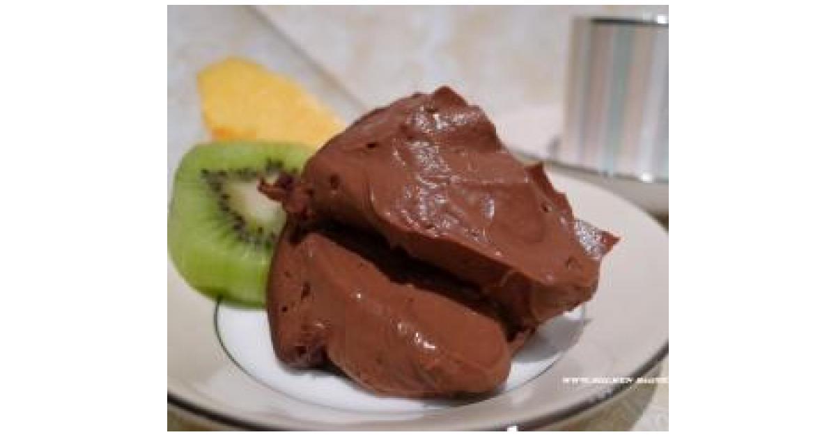 zartschmelzende Schokoladen-Dessert-Creme ohne Ei von kochen-basteln ...