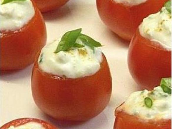Gefüllte Tomaten mit Creme