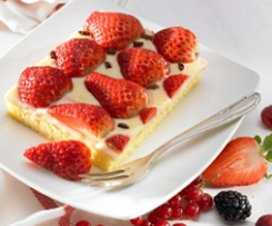 Erdbeerkuchen mit Vanillepudding