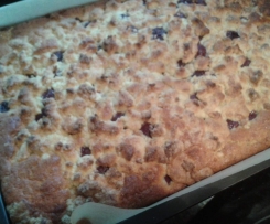 Kirschkuchen mit Marzipanstreuseln