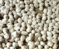 Gebrannte Mandeln mit Kokos und weißer Schokolade