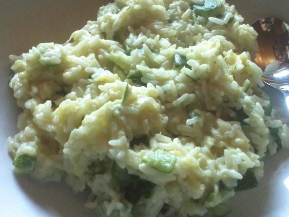 Zucchini-Reis-Topf vegan