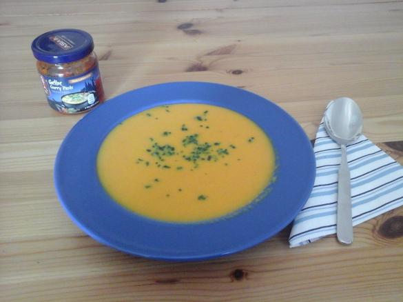 Karotten-Kokos-Curry-Suppe mit Ingwer