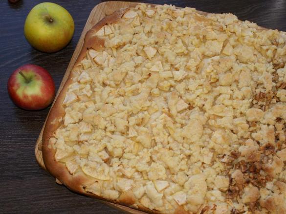 Apfel-Blechkuchen