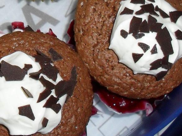 Schwarzwälderkirsch-Cupcake