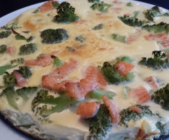 Brokkoli Lachs Quiche ohne Boden   LOGI, Low Carb, SiS