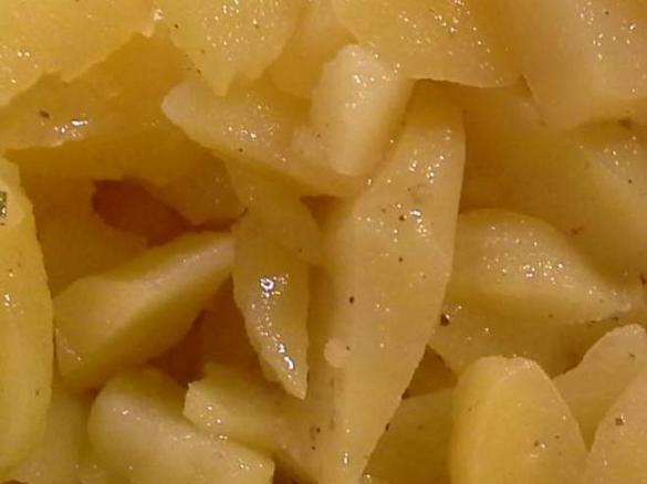 Omas's Kartoffelsalat 