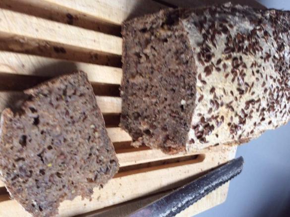 Dinkelbrot mit Sauerteig