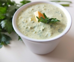 Kräuter-Schmand-Dip