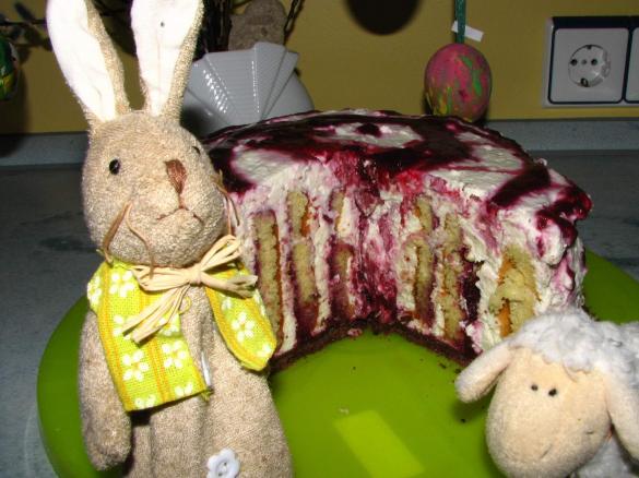 Brombeer Wickeltorte 