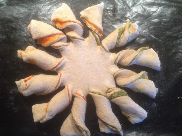 Party-Sonne mit Pesto