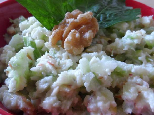 Sommerlich-frischer Waldorfsalat OHNE Mayo