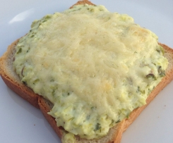 Spargelcreme-Toast überbacken