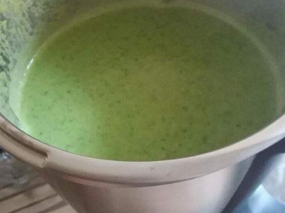 Erbsensuppe Froschfrün