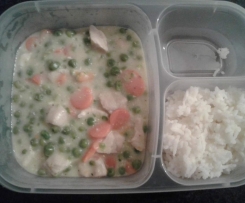 Frikassee mit Erbsen & Möhren und Reis (All-in-one) 