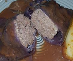 Rotkohlrouladen / Kohlrouladen mit Kartoffeln