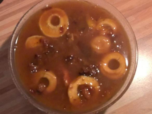 Obstsuppe für heiße Tage