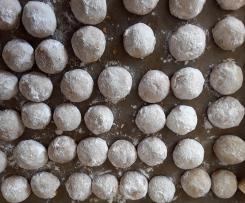 Walnuss-Schneeballen