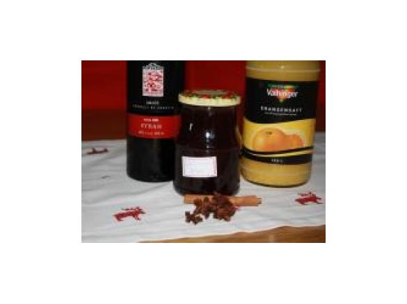 Weihnachtmarktgenuss fürs Frühstück  "Glühweingelee mit Orangensaft"