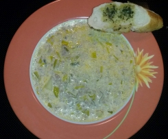 Käse - Lauch - Suppe mit Hackfleisch