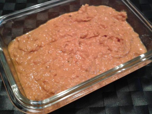 Variation von Pizzabutter superleckerer Brotaufstrich  (auch was für Vegetarier)      Rezept des Tages 19.03.2012