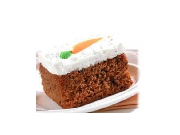 Carrot Cake with Cream cheese (Karottenkuchen mit Frischkäse Belag)