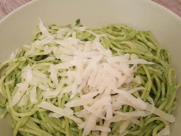 Spinat-Kürbiskern-Pesto