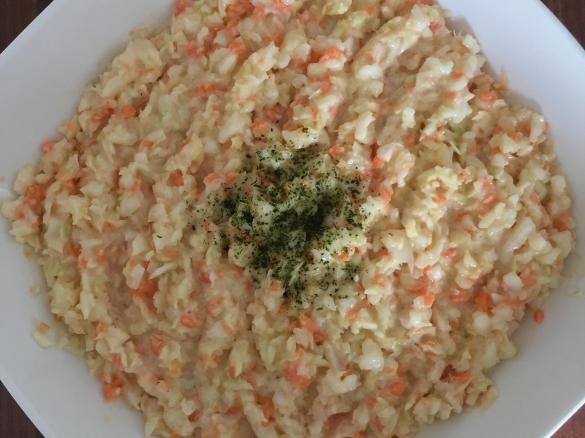 Coleslaw / Cole slaw / Amerikanischer Krautsalat
