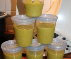 Brokkoli-Möhren-Brei mit Hähnchen