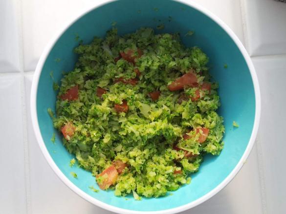 Brokkomole - Guacamole aus Brokkoli, vegan, fettfrei!