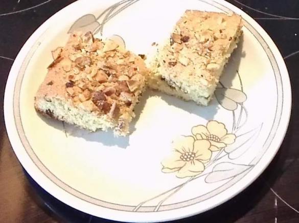 Blondies mit Nüssen 