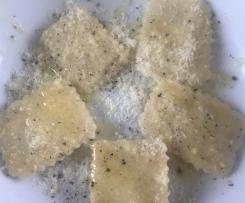 Ravioli/ Nudeltaschen mit Artischocken-Füllung