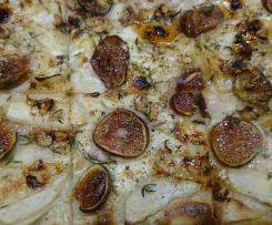 Birnen-Feigen-Flammkuchen